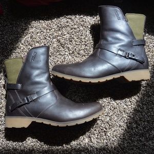 Teva De La Vina Ankle Boots Size 10